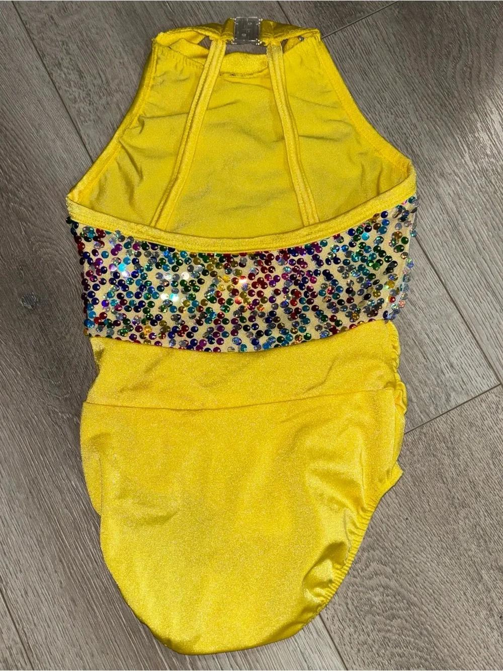 N/A vibrant yellow